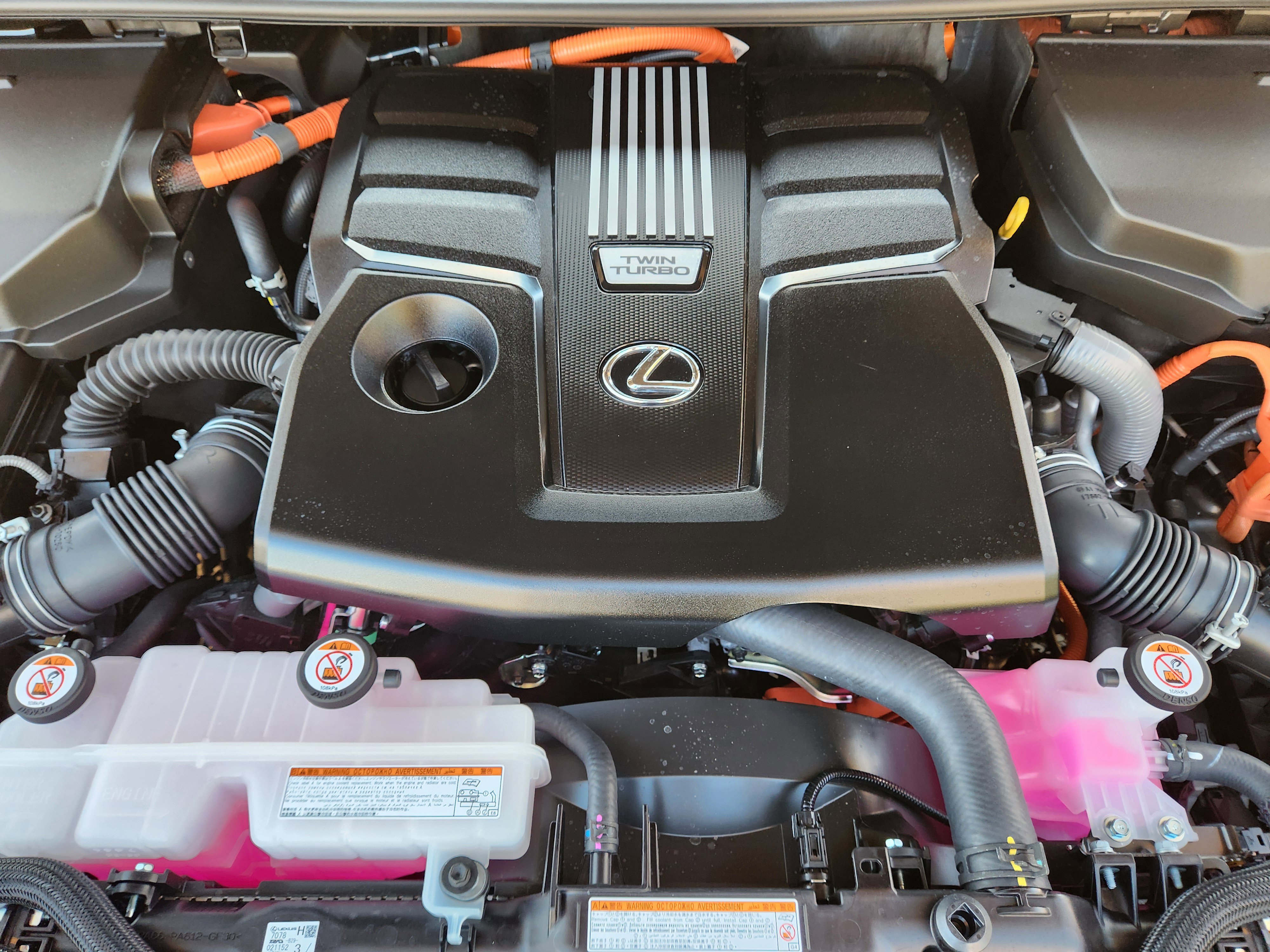 New 2026 Lexus LX 700h Luxury image 23