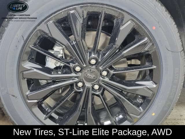 Used 2023 Ford Escape ST-Line Elite AWD/4WD image 10