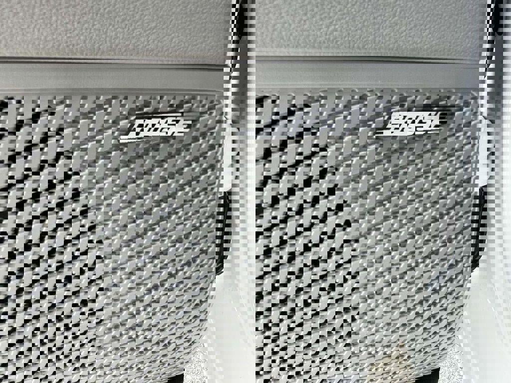 New 2026 Hyundai Elantra Limited image 36