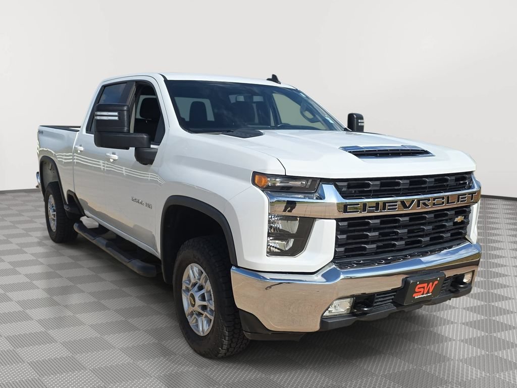 Used 2020 Chevrolet Silverado 2500 LT AWD/4WD image 1