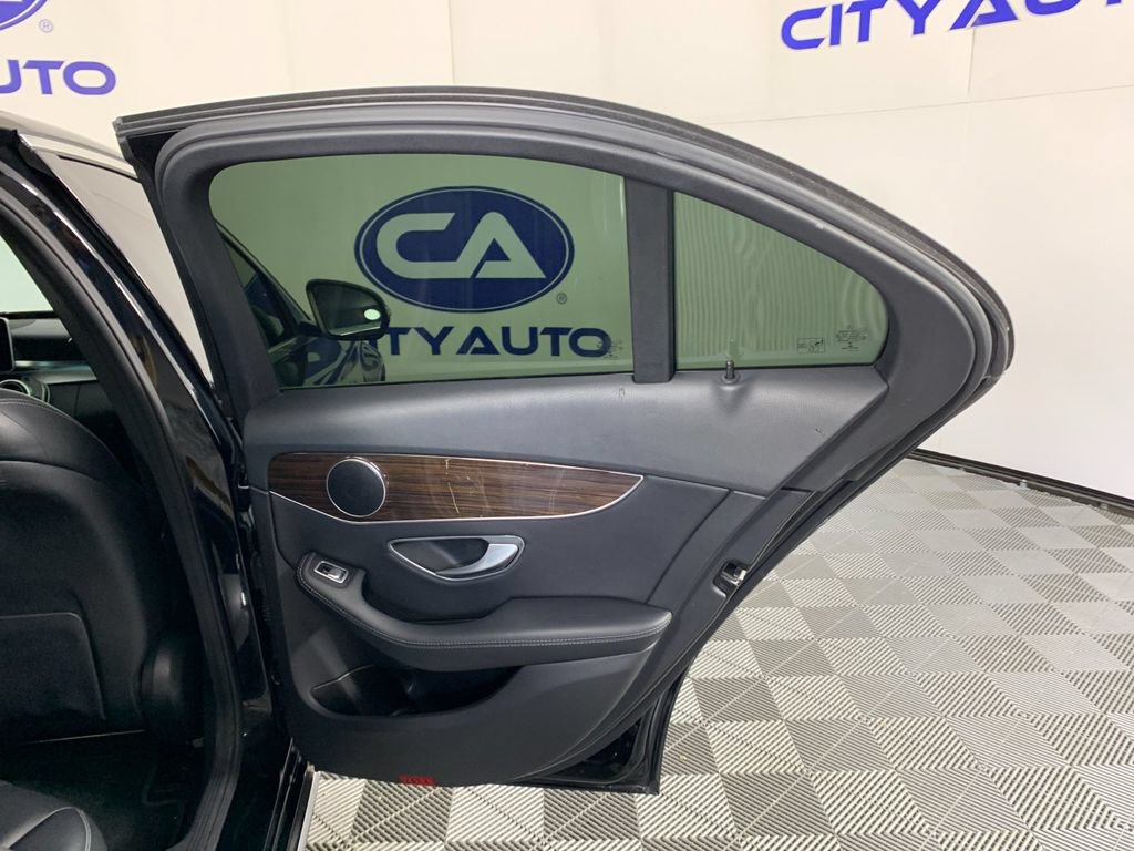 Used 2017 Mercedes-Benz C 300 Sedan image 35