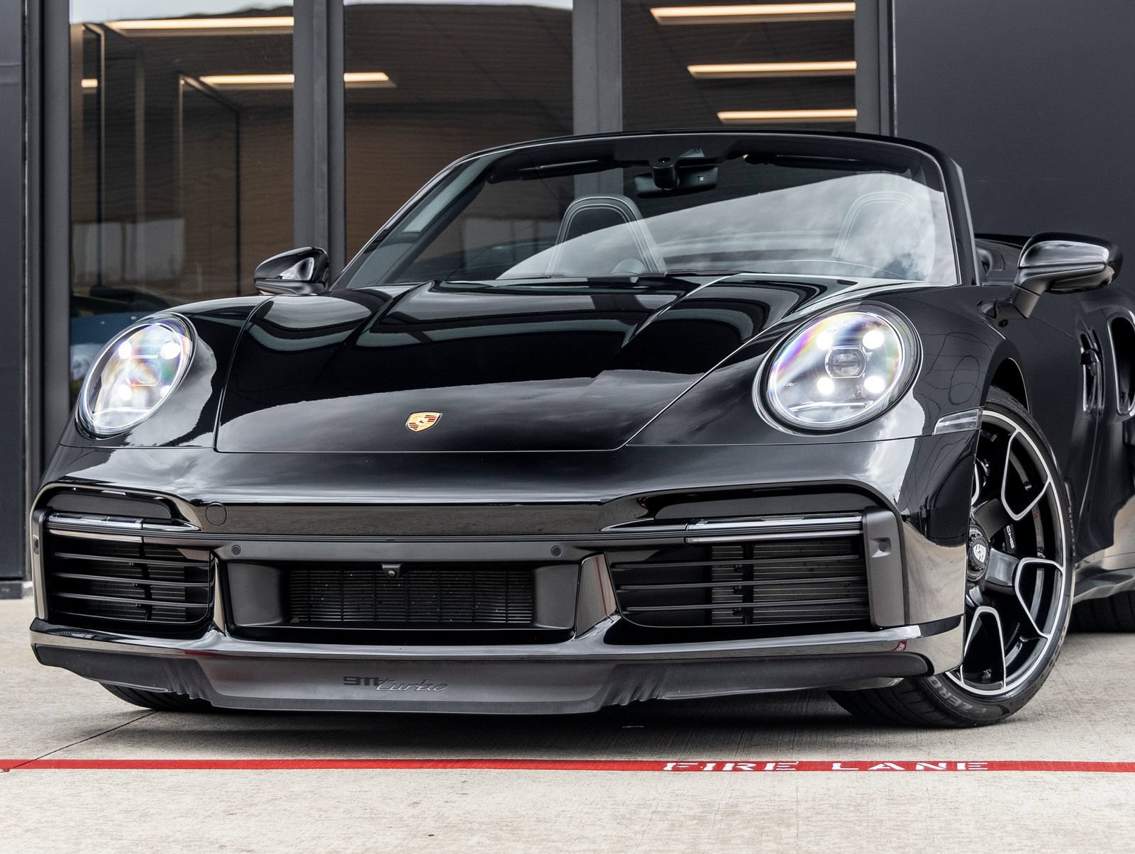 Certified 2024 Porsche 911 Turbo AWD/4WD image 7