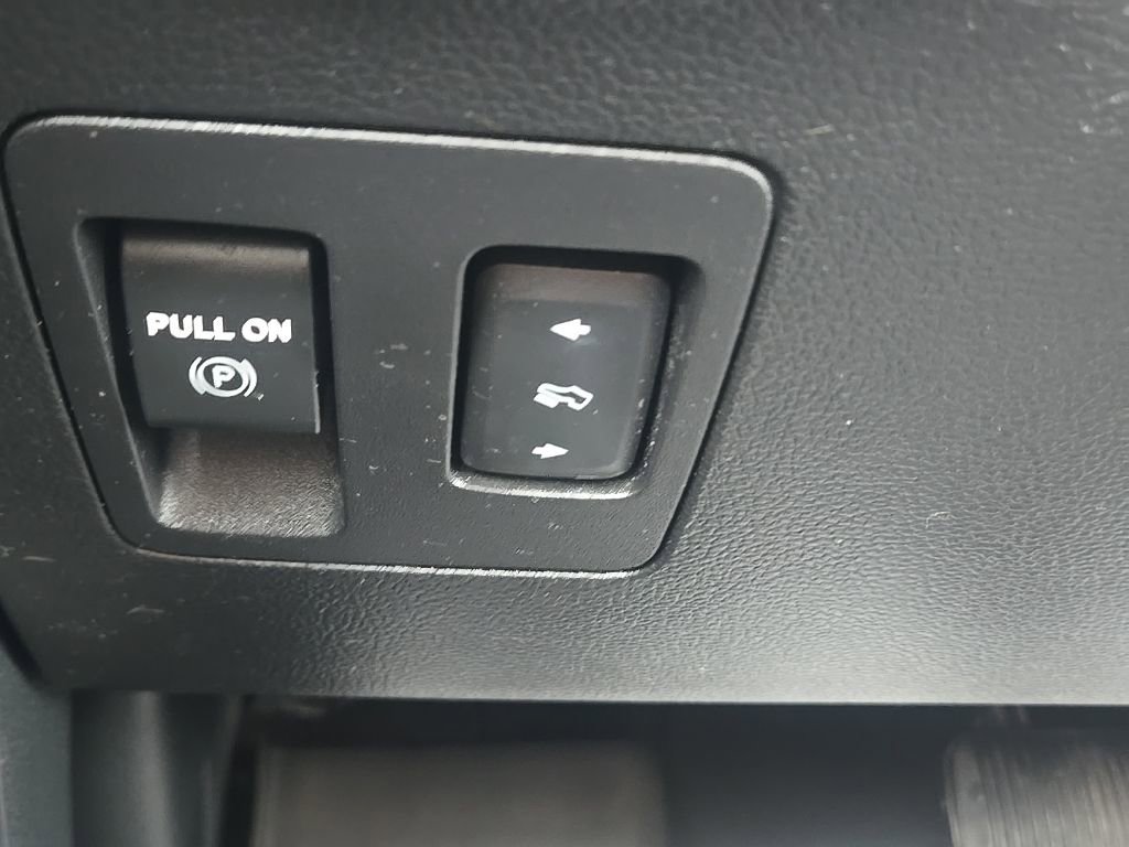 Used 2020 Ford F150 Lariat w/ Equipment Group 502A Luxury image 23