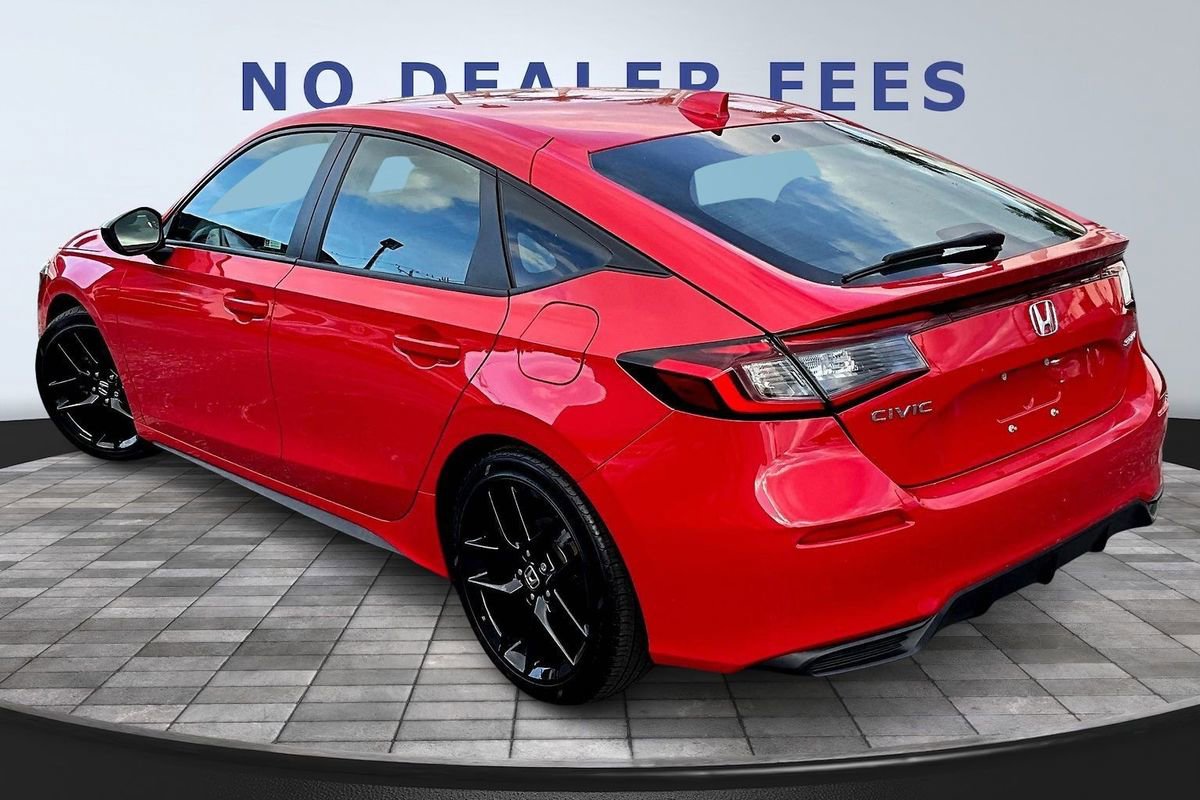 Used 2023 Honda Civic Sport image 4