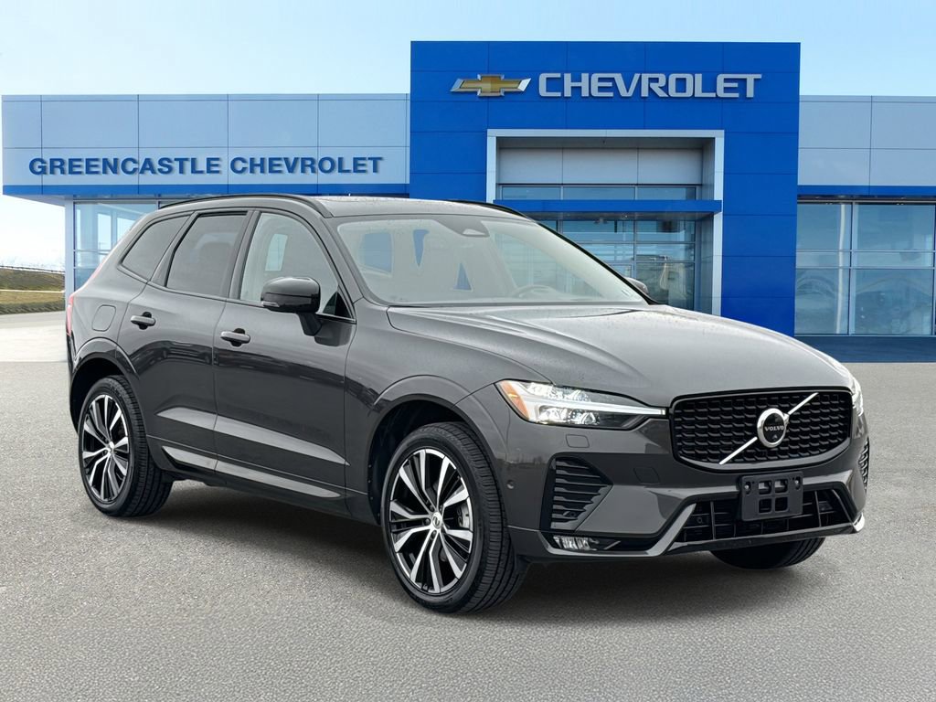 Used 2023 Volvo XC60 B5 Ultimate w/ Climate Package image 1
