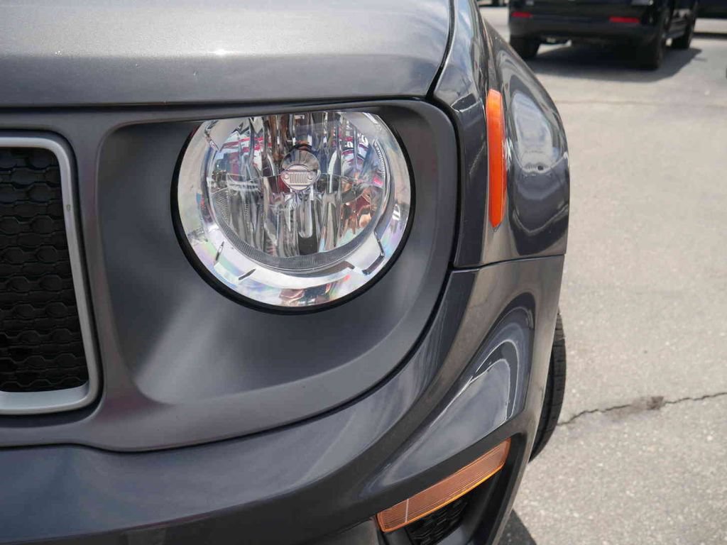 Certified 2022 Jeep Renegade Limited w/ Sun, Sound & Wheels Group AWD/4WD image 22