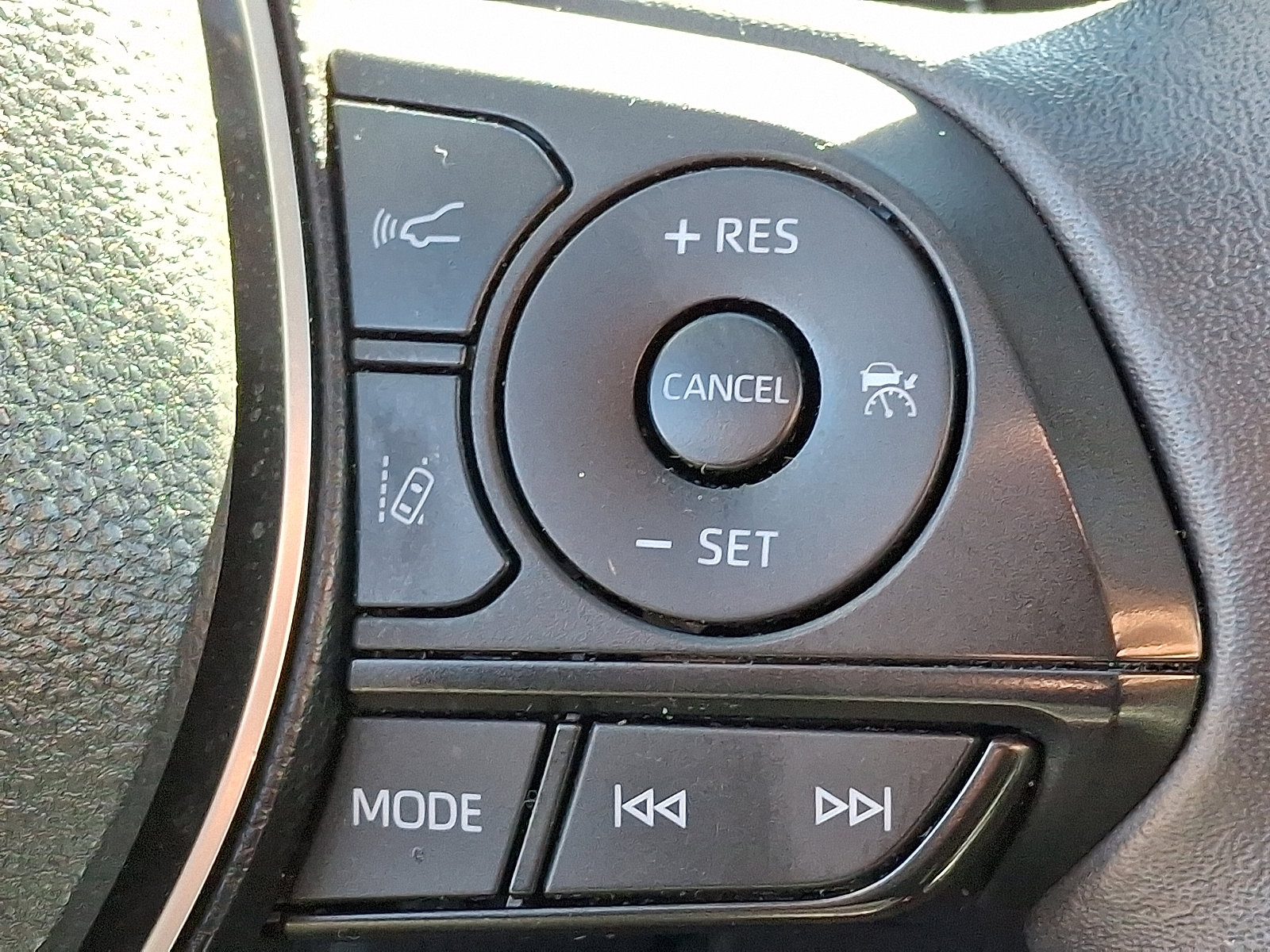 Certified 2024 Toyota RAV4 XLE w/ Convenience Package image 23