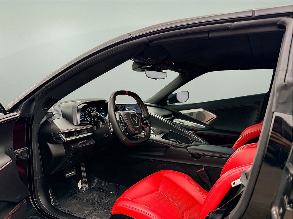 Used 2023 Chevrolet Corvette Stingray w/ Z51 Performance Package image 18