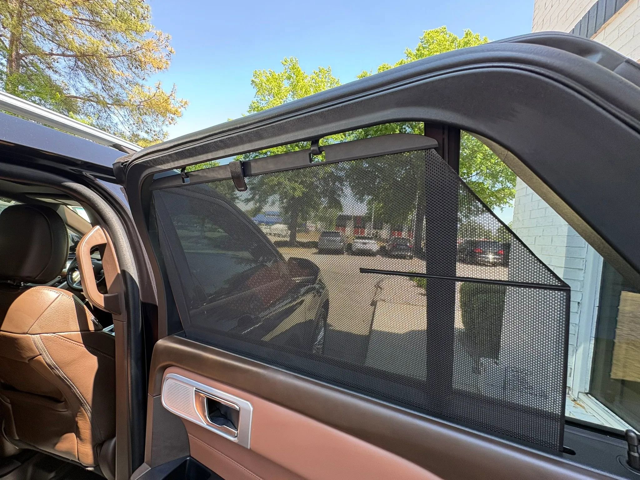 Used 2021 Ford Explorer King Ranch w/ Premium Technology Package AWD/4WD image 23