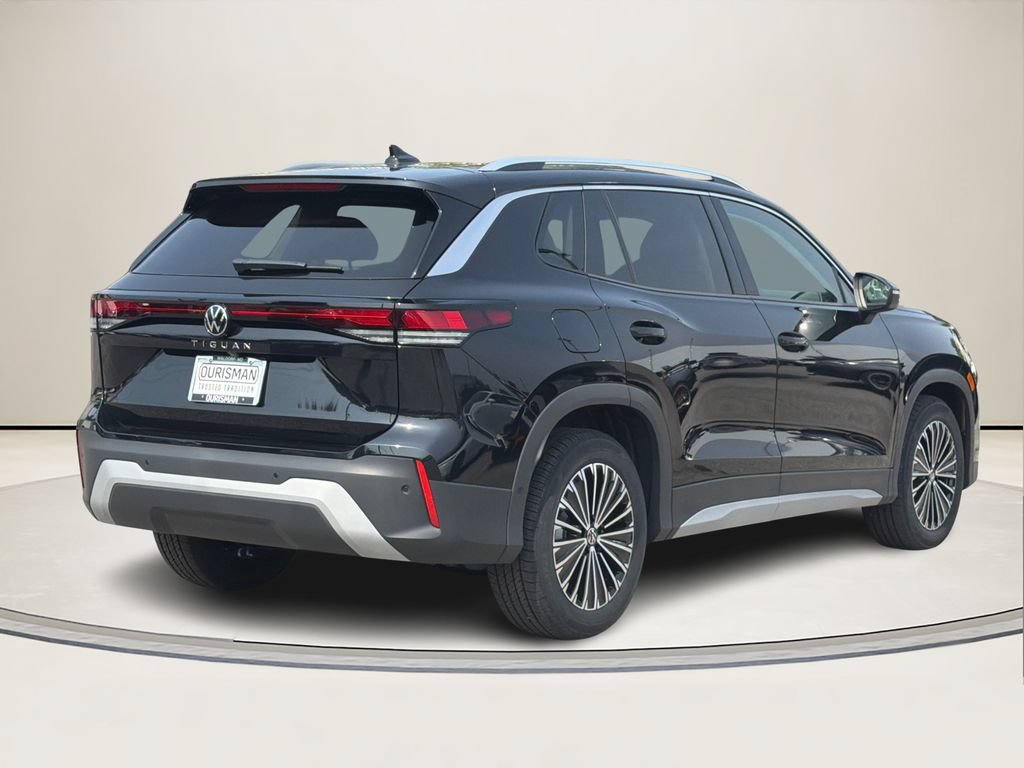 New 2026 Volkswagen Tiguan S FWD image 3