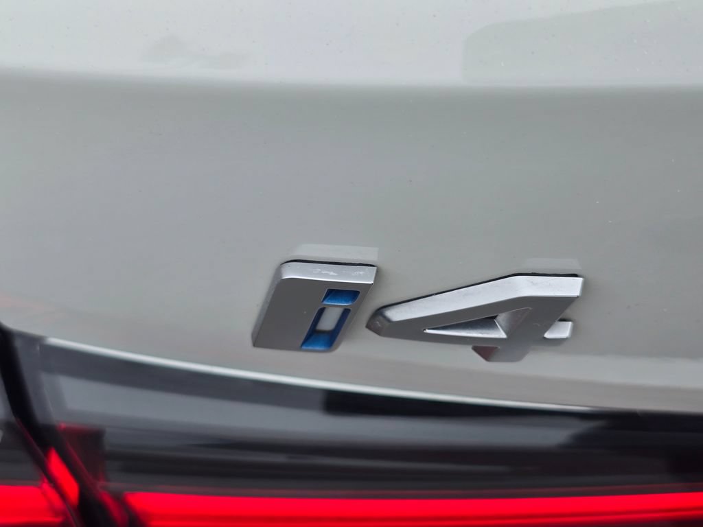 Used 2025 BMW i4 eDrive40 w/ Premium Package RWD image 28