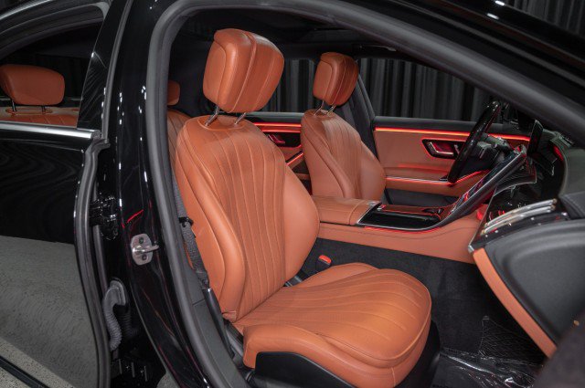 Certified 2026 Mercedes-Benz S 500 4MATIC image 12