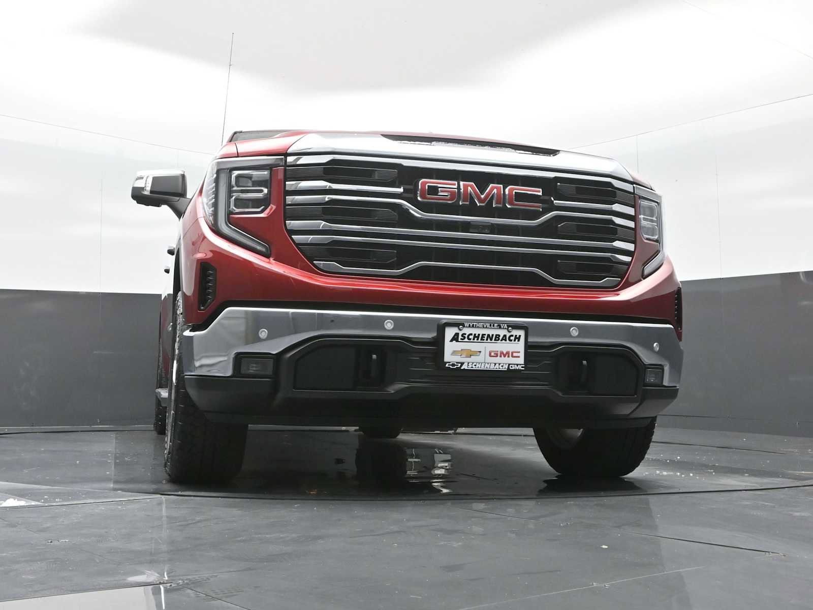 Used 2026 GMC Sierra 1500 SLT w/ SLT Premium Plus Package image 24
