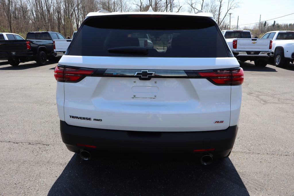 Used 2023 Chevrolet Traverse RS image 37