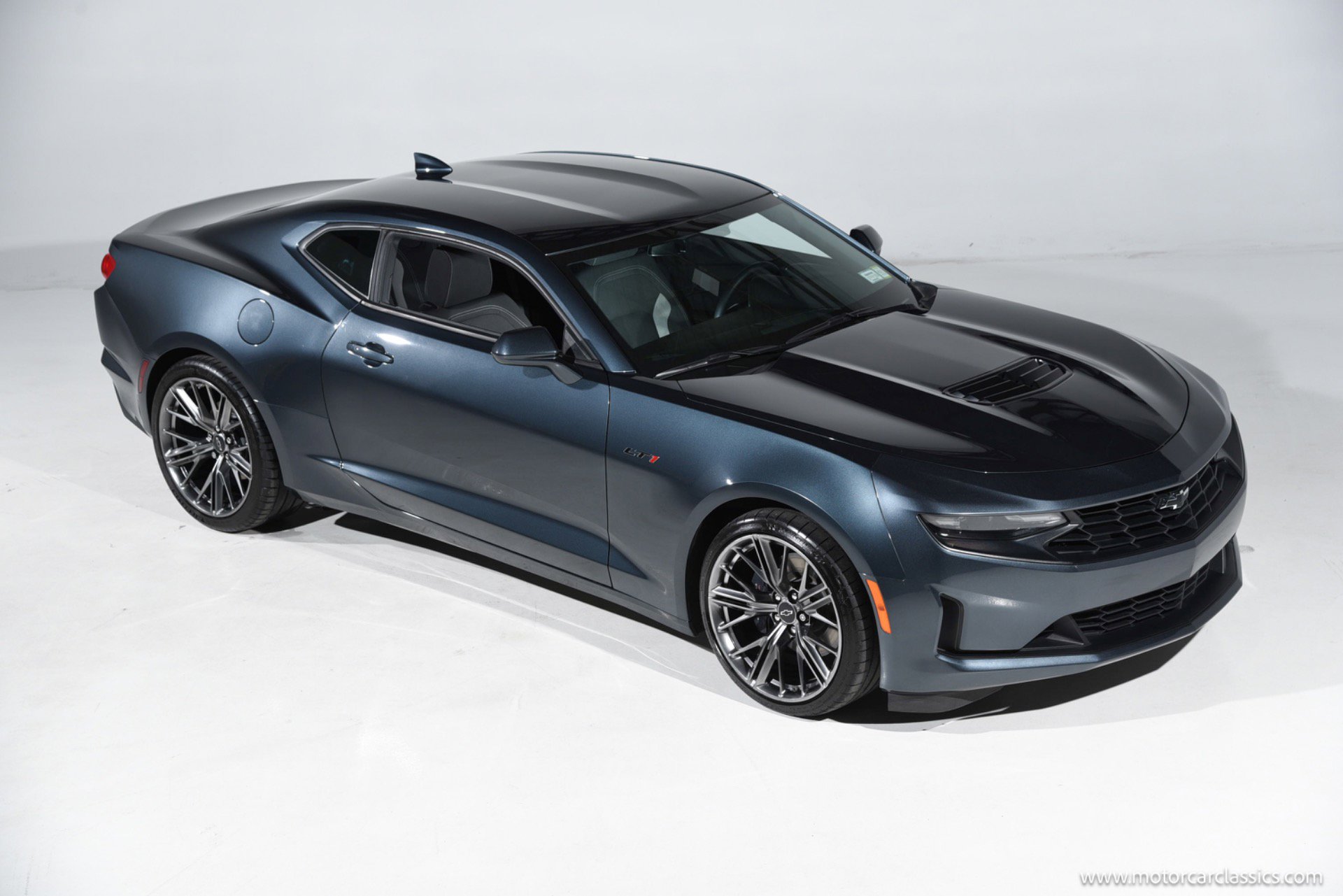 Used 2021 Chevrolet Camaro LT RWD image 11