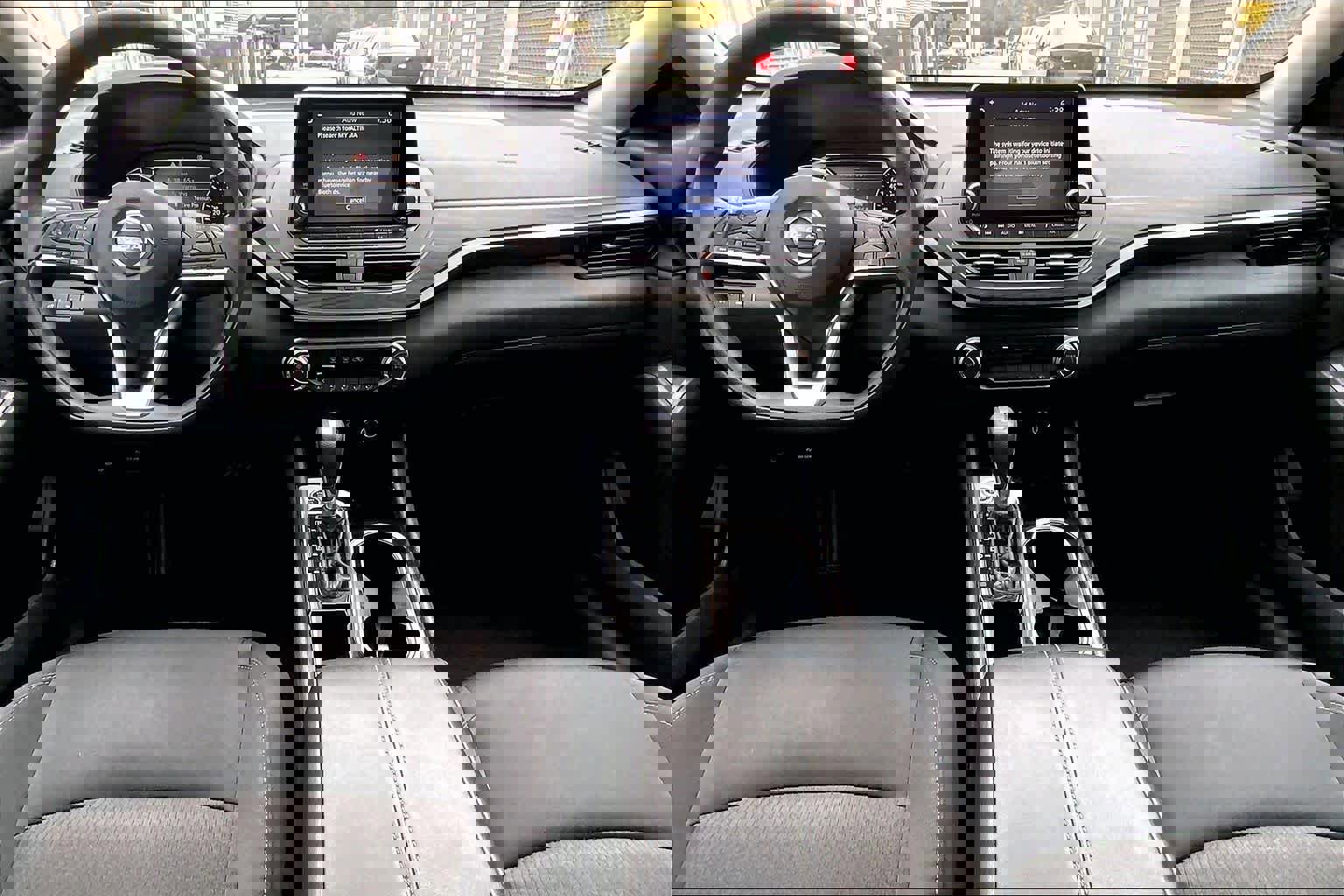 Used 2024 Nissan Altima 2.5 SV image 16