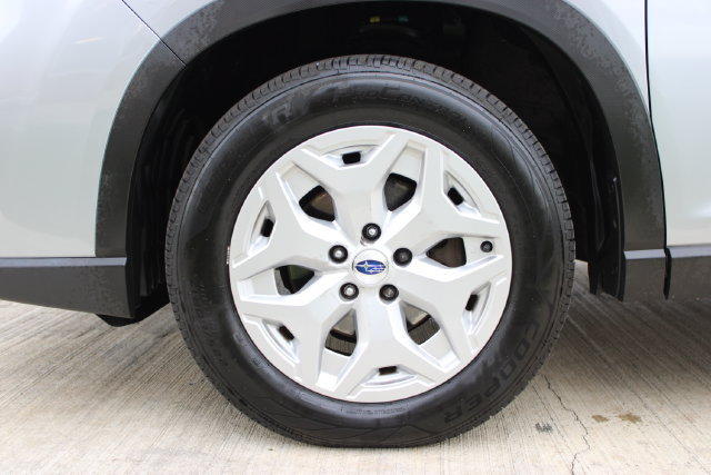 Used 2021 Subaru Forester AWD/4WD image 22