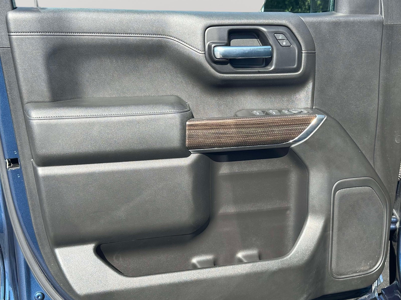 Used 2020 Chevrolet Silverado 1500 RST AWD/4WD image 18
