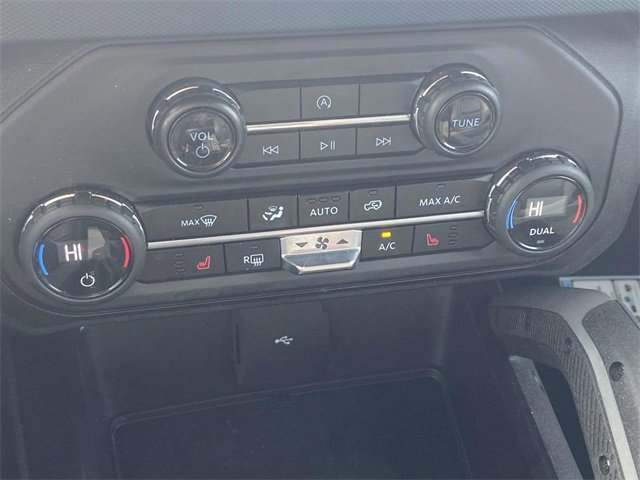 Used 2024 Ford Bronco Outer Banks image 24