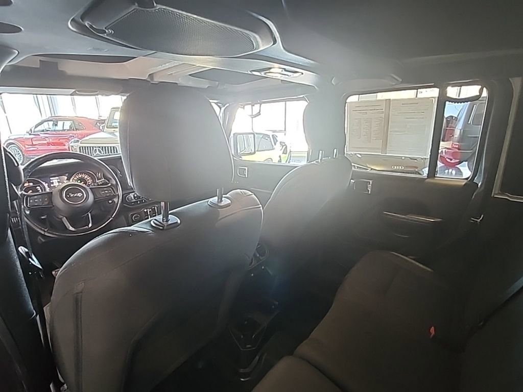 Used 2021 Jeep Wrangler Unlimited Sport image 39