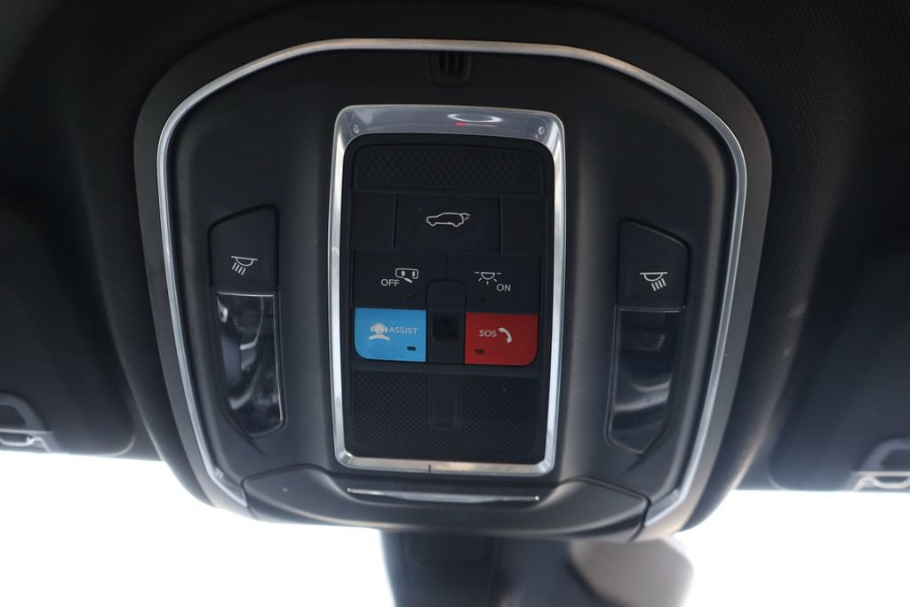 Used 2021 Jeep Grand Cherokee L Laredo AWD/4WD image 17