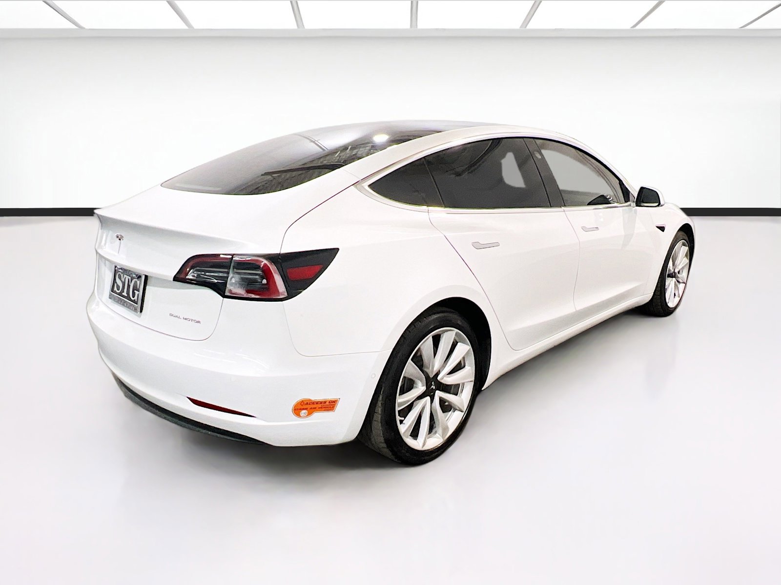 Used 2020 Tesla Model 3 Long Range AWD/4WD image 4