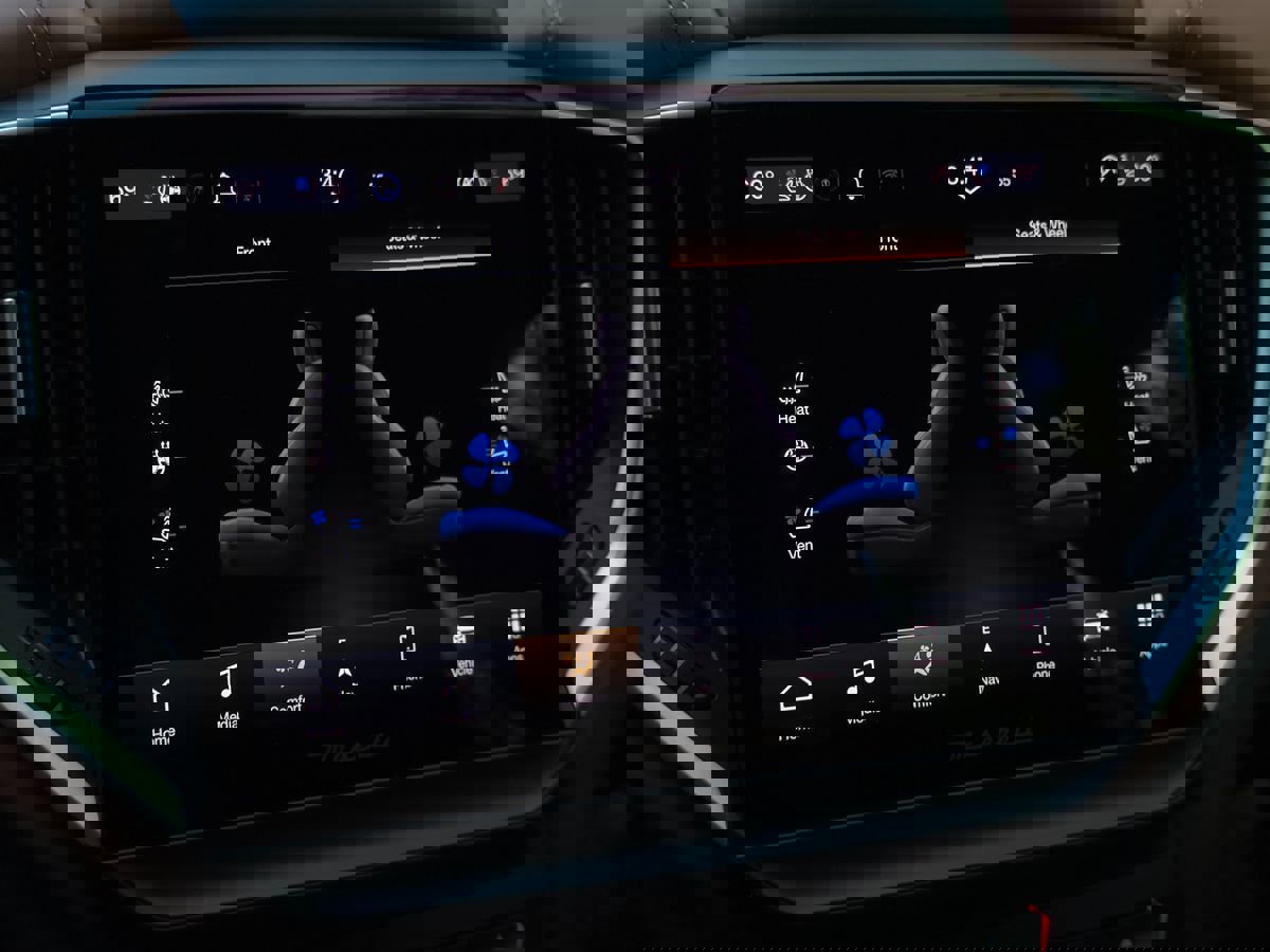 Used 2022 Maserati Ghibli GT image 37