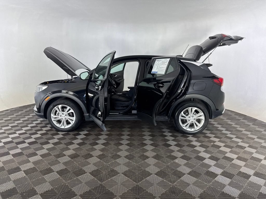 Used 2023 Buick Encore GX Preferred w/ Cold Weather Comfort Package FWD image 10