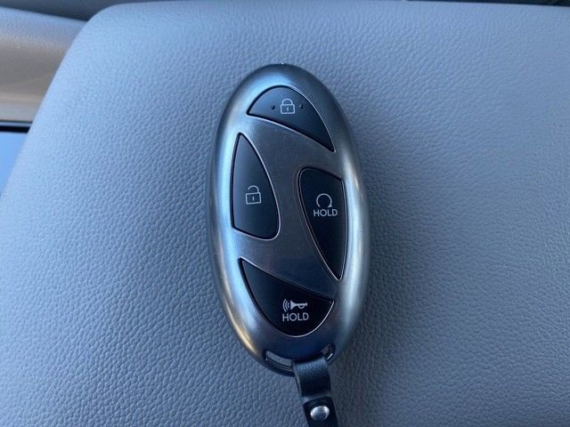 Certified 2025 Hyundai Elantra SEL image 15