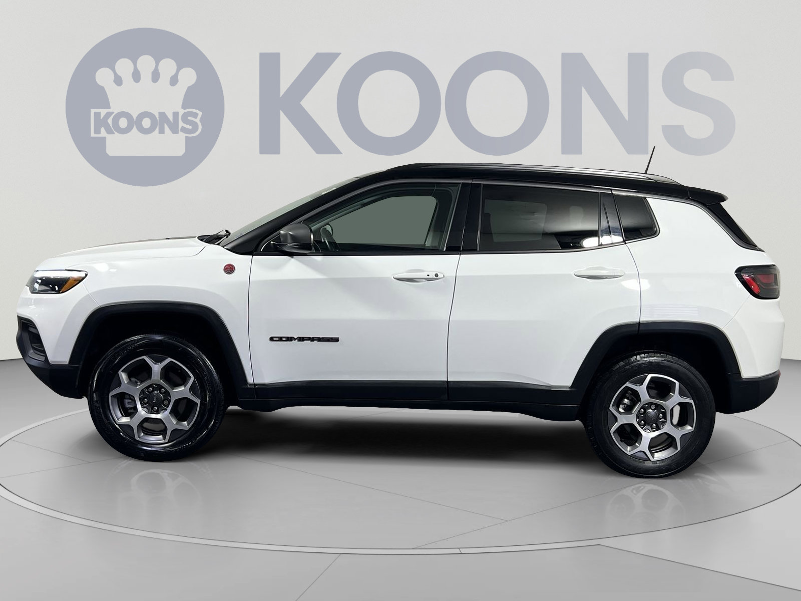 Used 2022 Jeep Compass Trailhawk w/ Trailhawk Elite Group AWD/4WD image 7