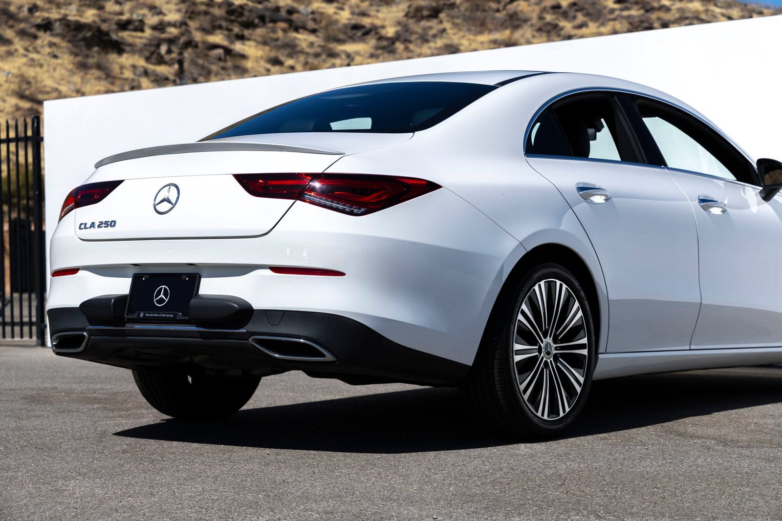 Used 2023 Mercedes-Benz CLA 250 image 11