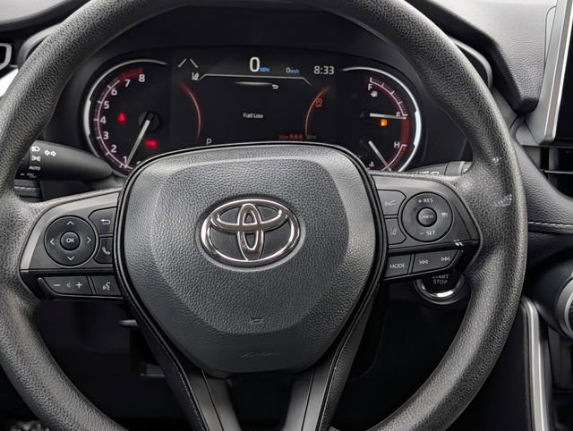 Used 2025 Toyota RAV4 XLE image 12