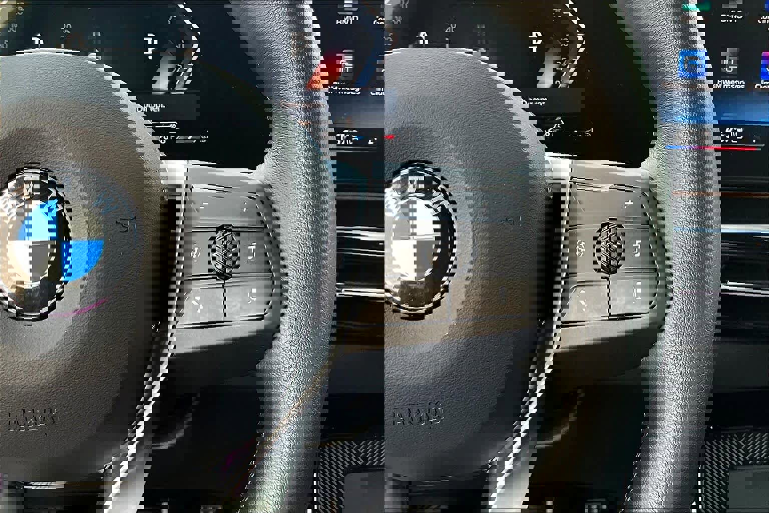 Certified 2025 BMW X2 xDrive28i image 27