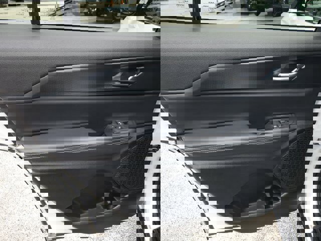 Used 2023 Jeep Grand Cherokee L Laredo image 19