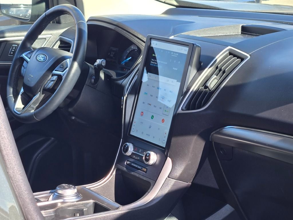 Used 2022 Ford Edge SEL w/ Convenience Package image 8