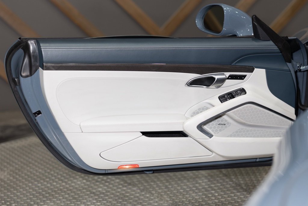 Used 2018 Porsche 911 Targa 4 GTS image 16