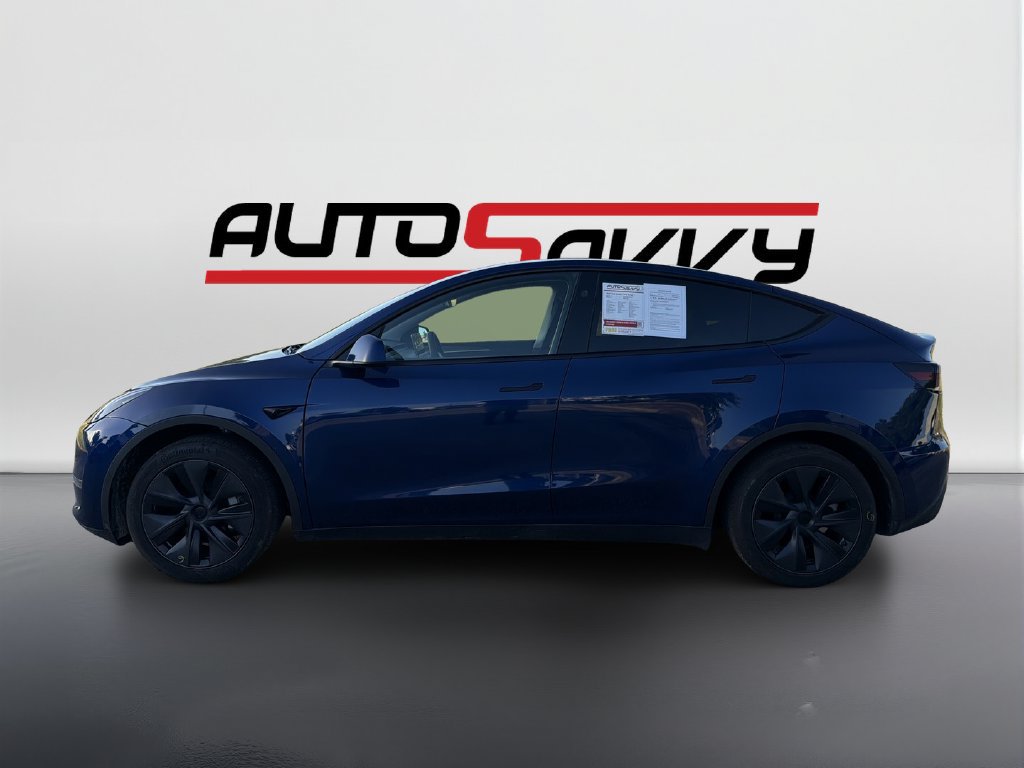Used 2025 Tesla Model Y Long Range RWD image 8