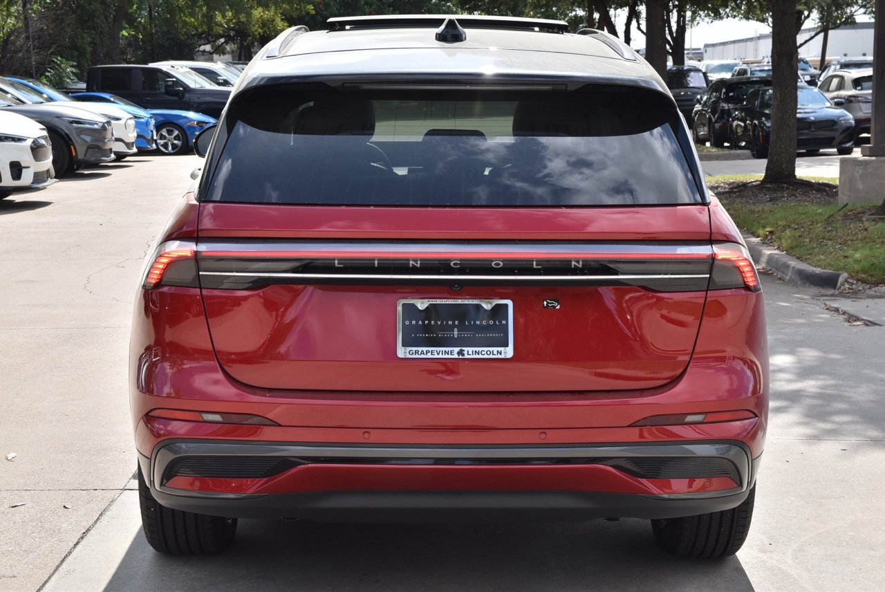 New 2026 Lincoln Nautilus Reserve AWD/4WD image 8