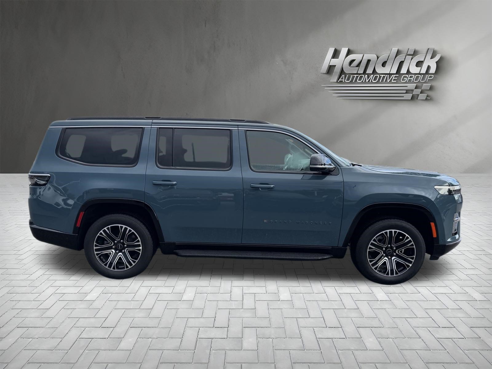 Used 2026 Jeep Grand Wagoneer 4WD w/ Premium Group I image 10