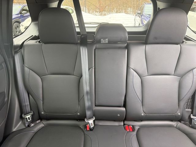 Used 2025 Subaru Forester Limited image 38