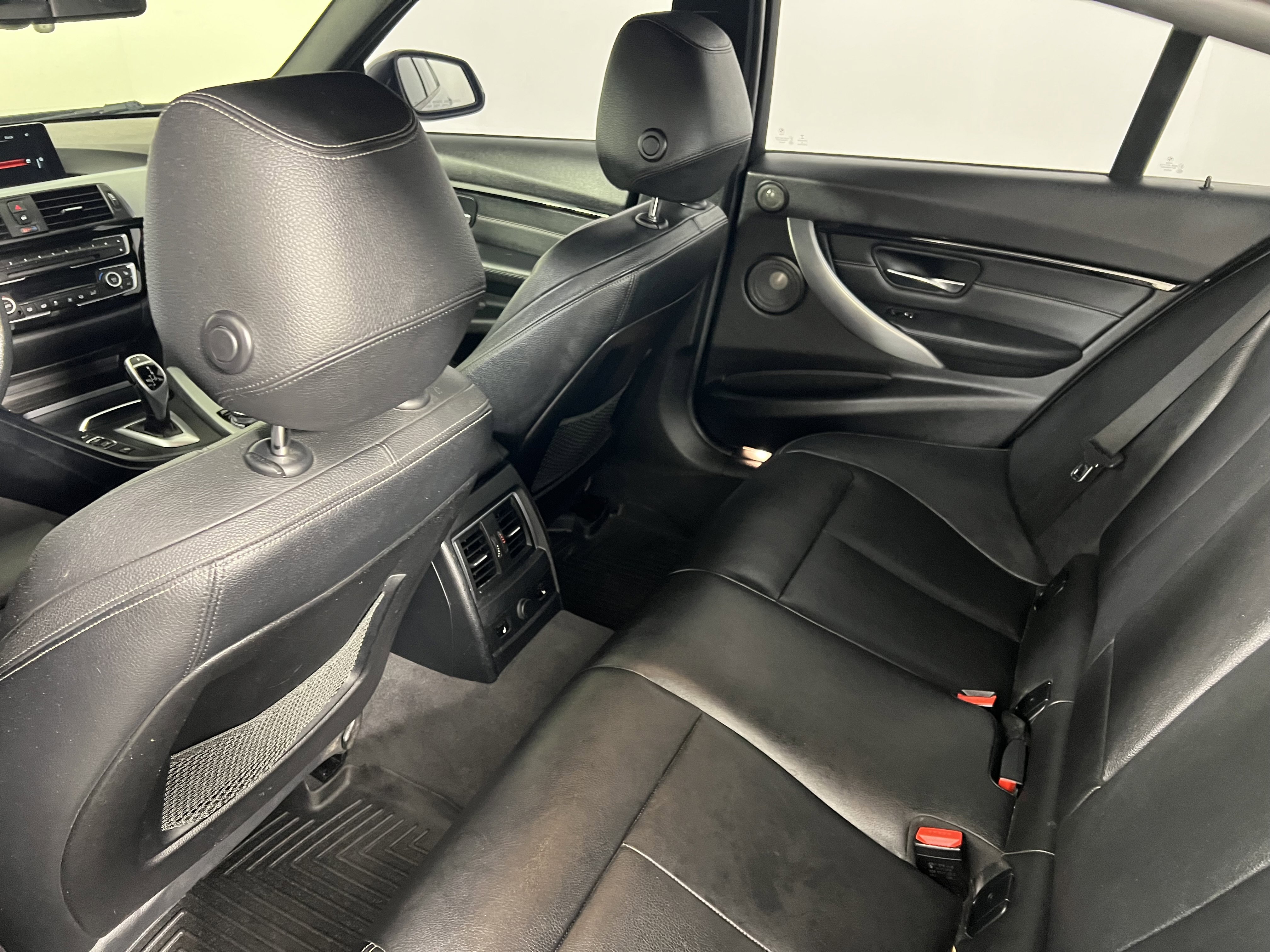 Used 2016 BMW 328i xDrive Sedan image 19