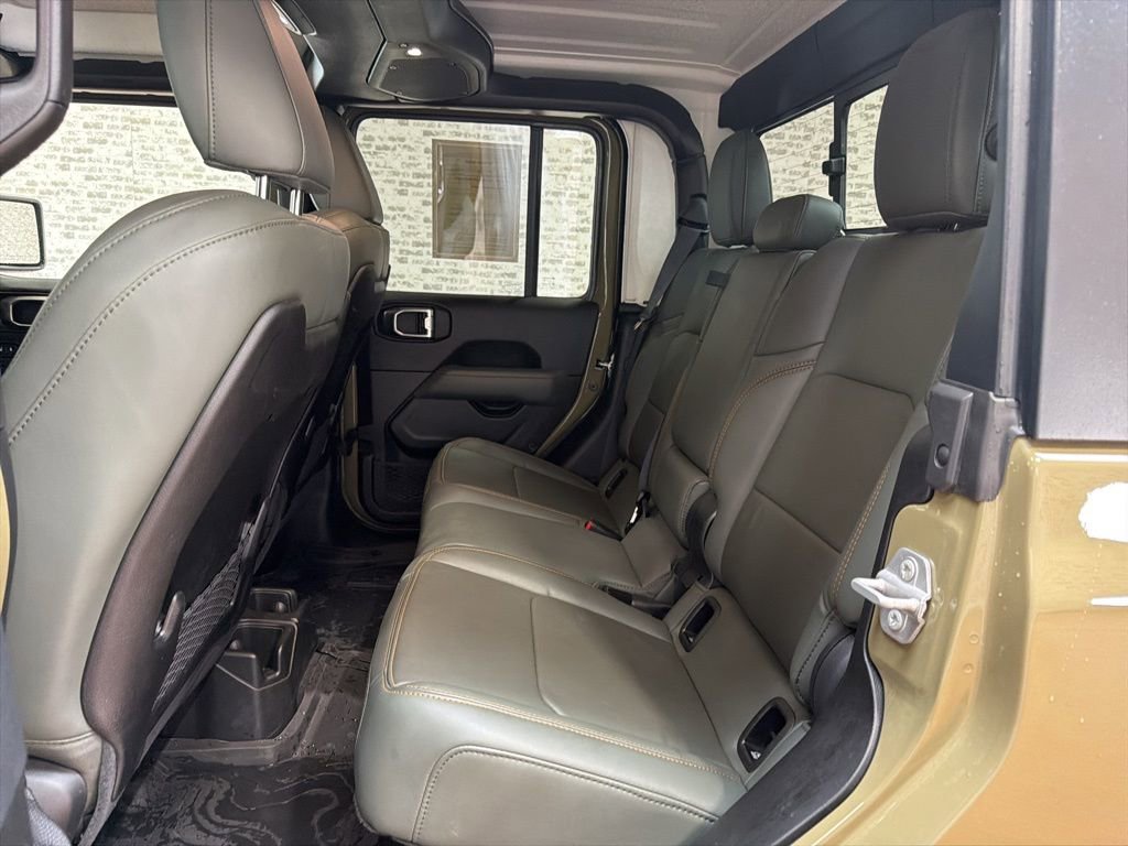 Used 2025 Jeep Gladiator Mojave w/ Safety Group image 13