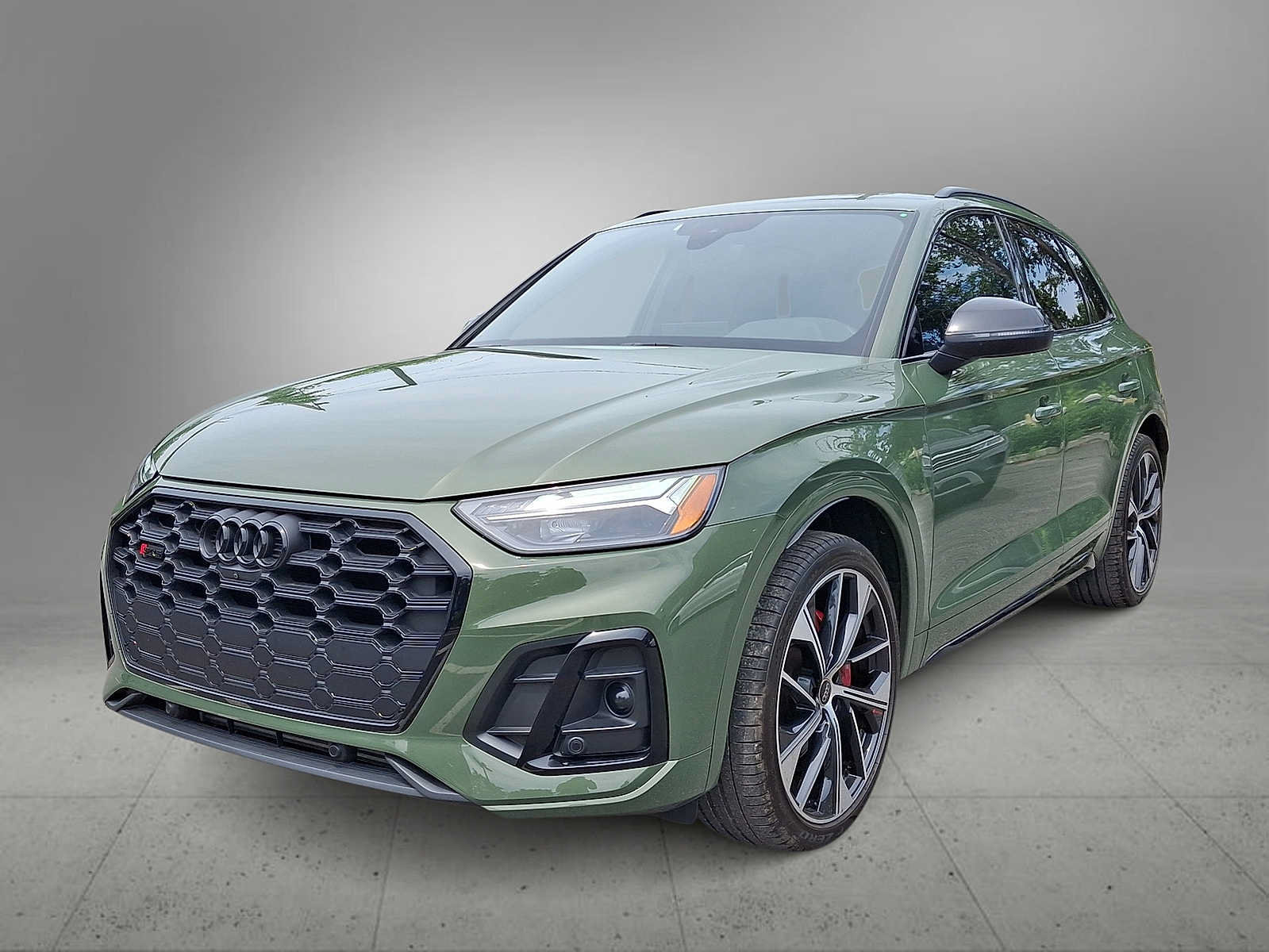 Certified 2023 Audi SQ5 Premium Plus w/ Premium Plus Package AWD/4WD image 1