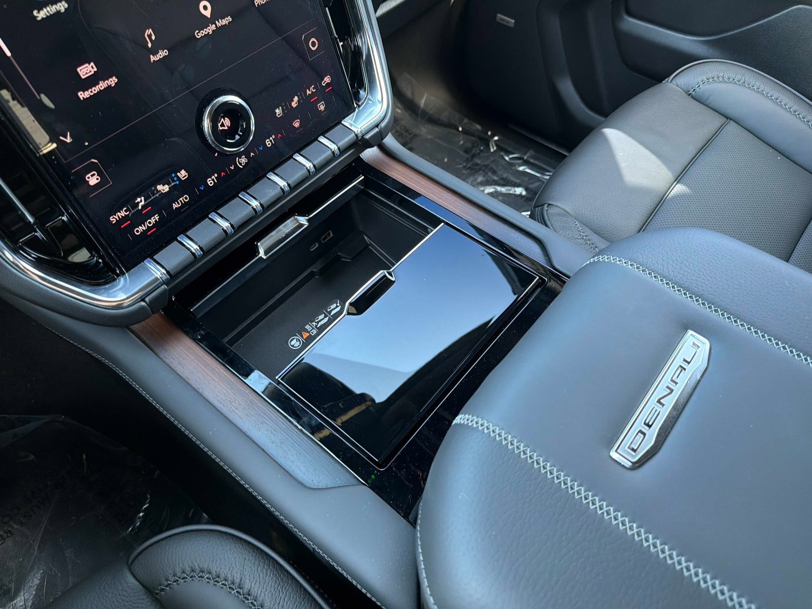 Used 2026 GMC Yukon Denali w/ Advanced Technology Package image 47