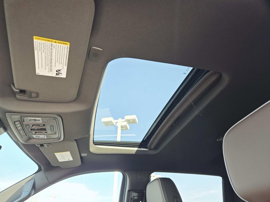 New 2026 GMC Sierra 2500 Denali w/ Denali Reserve Package image 9