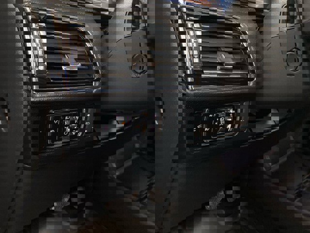 Certified 2024 Lincoln Navigator Reserve image 16