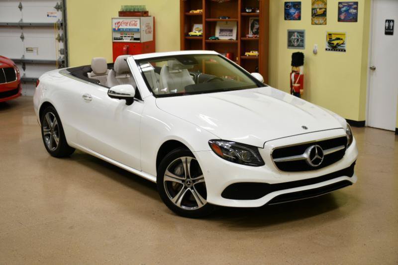 Used 2019 Mercedes-Benz E 450 4MATIC Cabriolet image 2