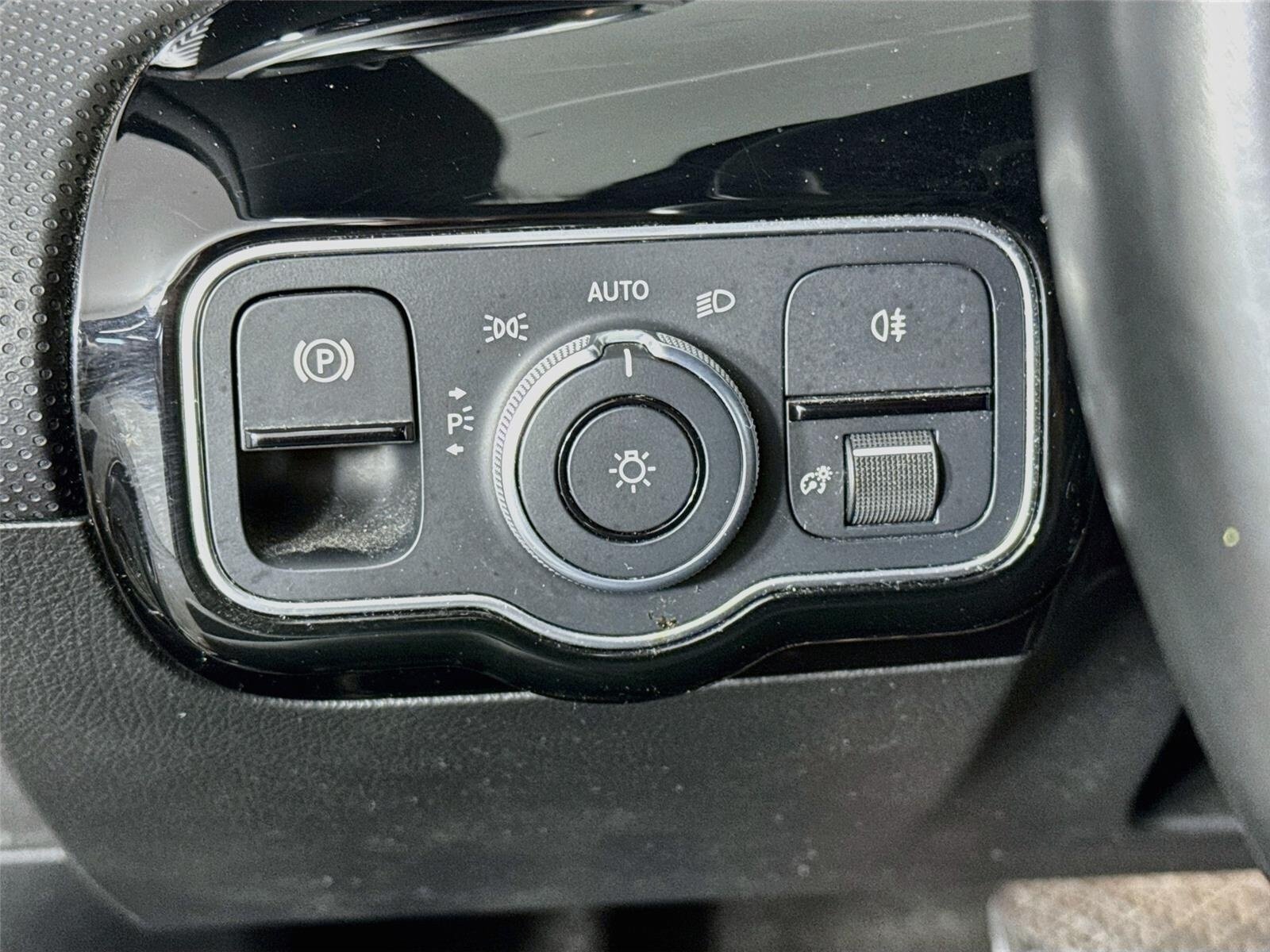 Used 2020 Mercedes-Benz A 220 4MATIC image 10