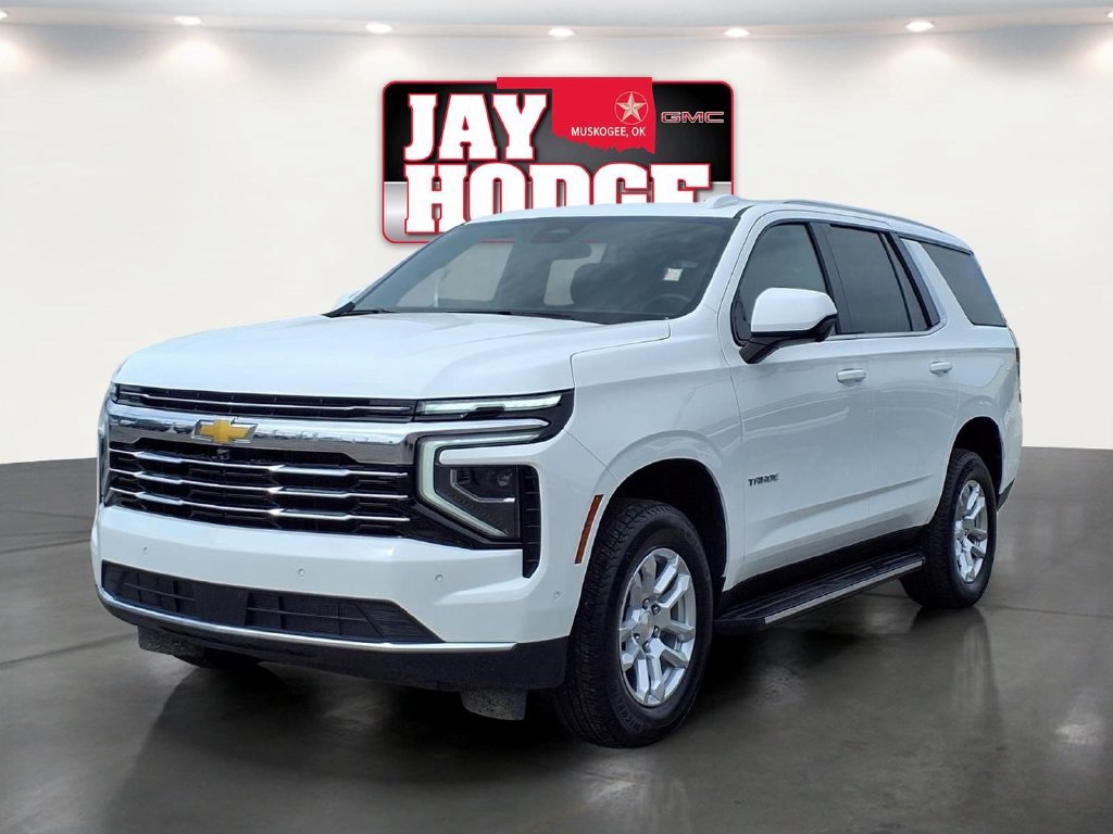 Used 2025 Chevrolet Tahoe LT AWD/4WD image 1