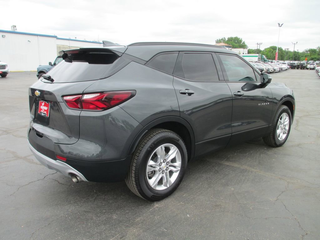 Used 2020 Chevrolet Blazer LT w/ Sound & Technology Package FWD image 6